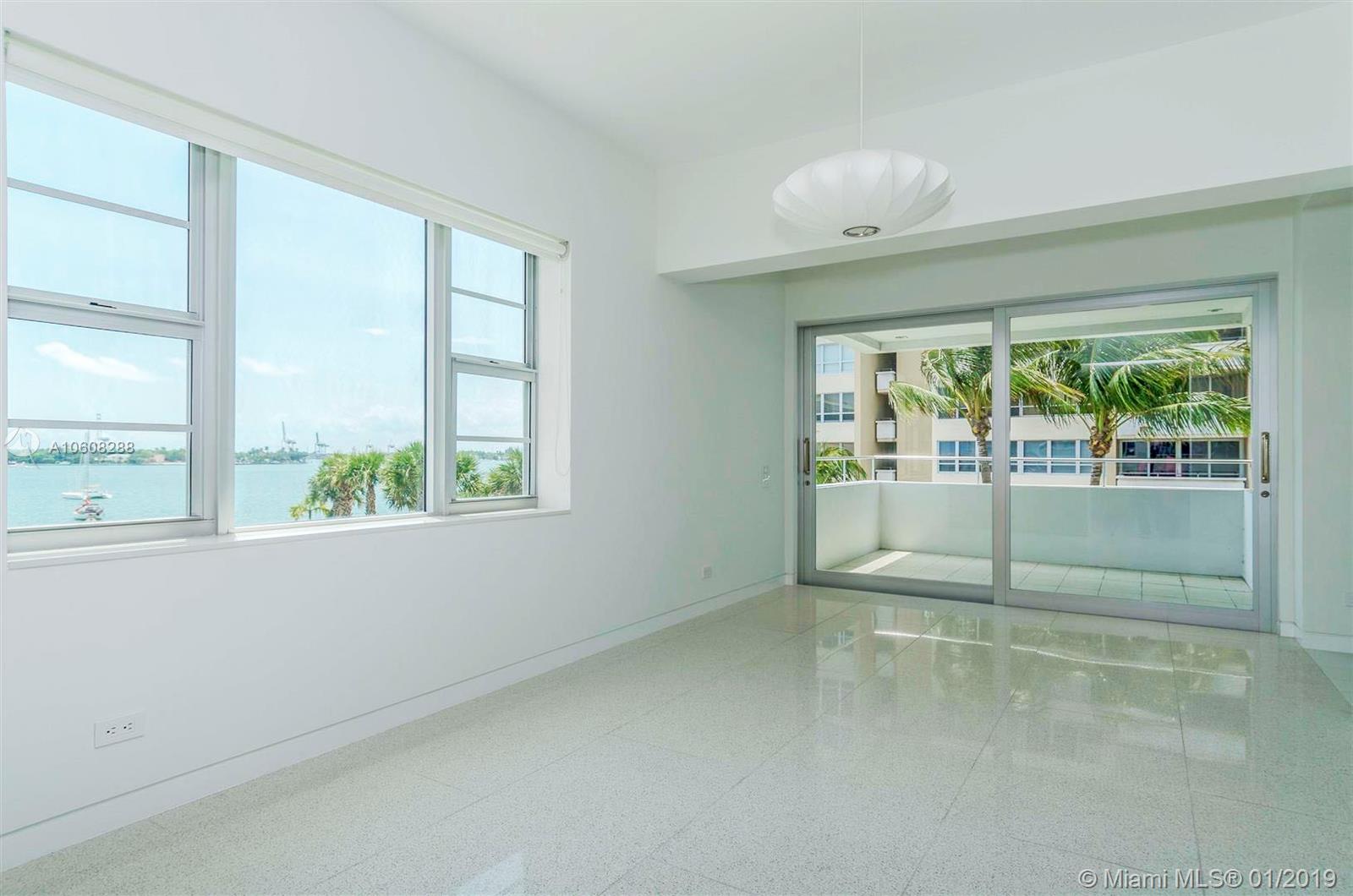 Miami Beach, FL 33139,16 Island Ave #4D