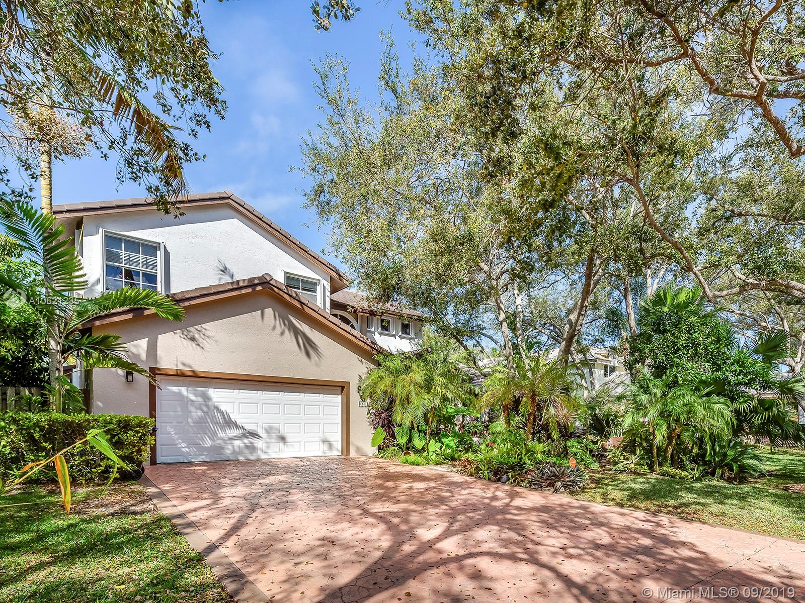 8281 SW 172nd St, Palmetto Bay, FL 33157