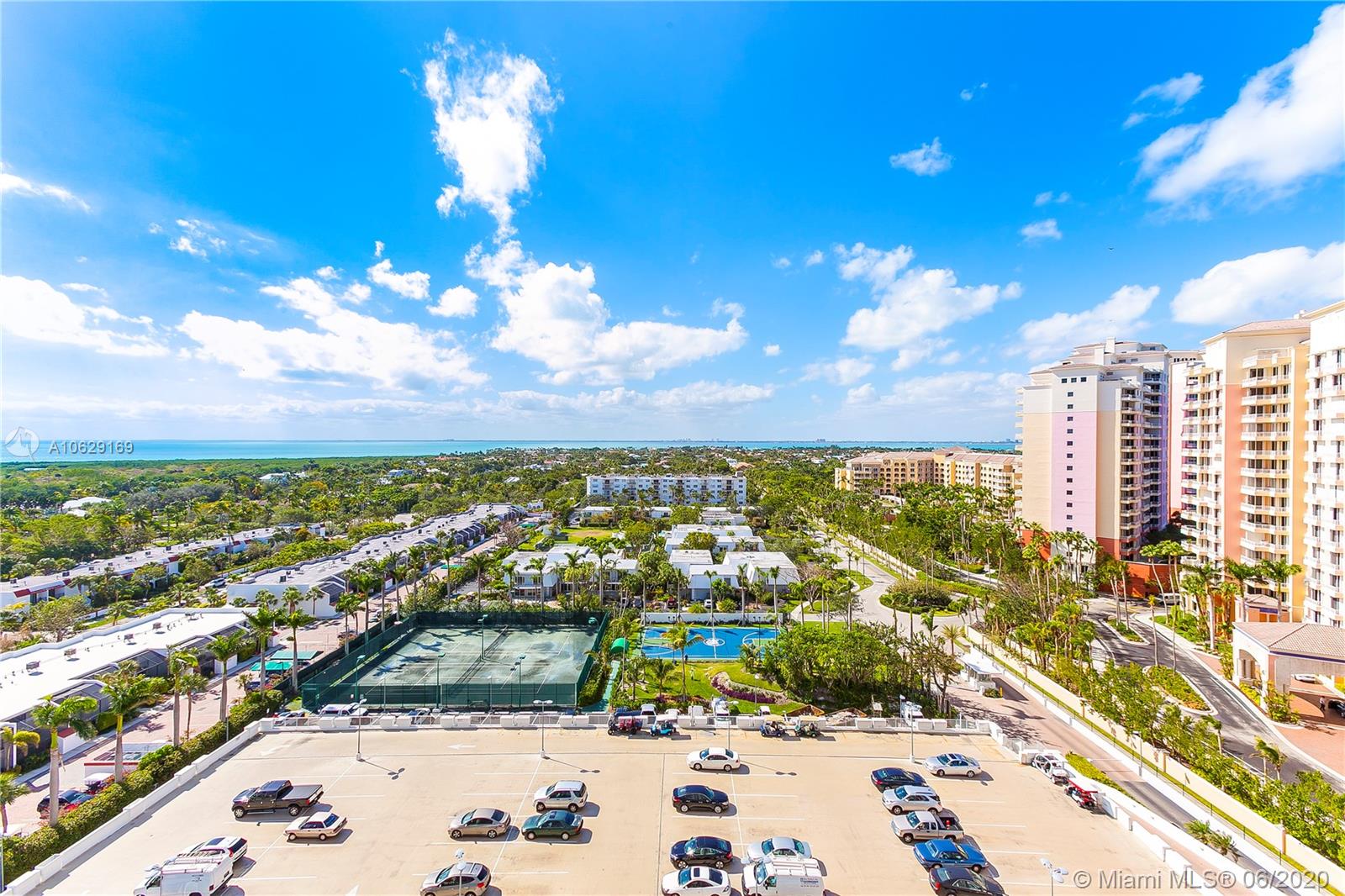 Key Biscayne, FL 33149,881 Ocean Dr #12E