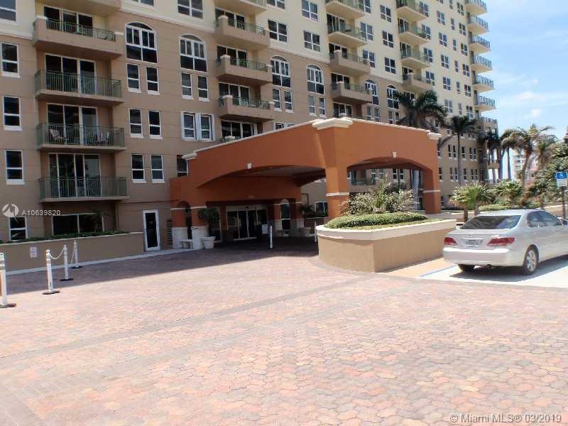 Hallandale Beach, FL 33009,2080 OCEAN DR #702