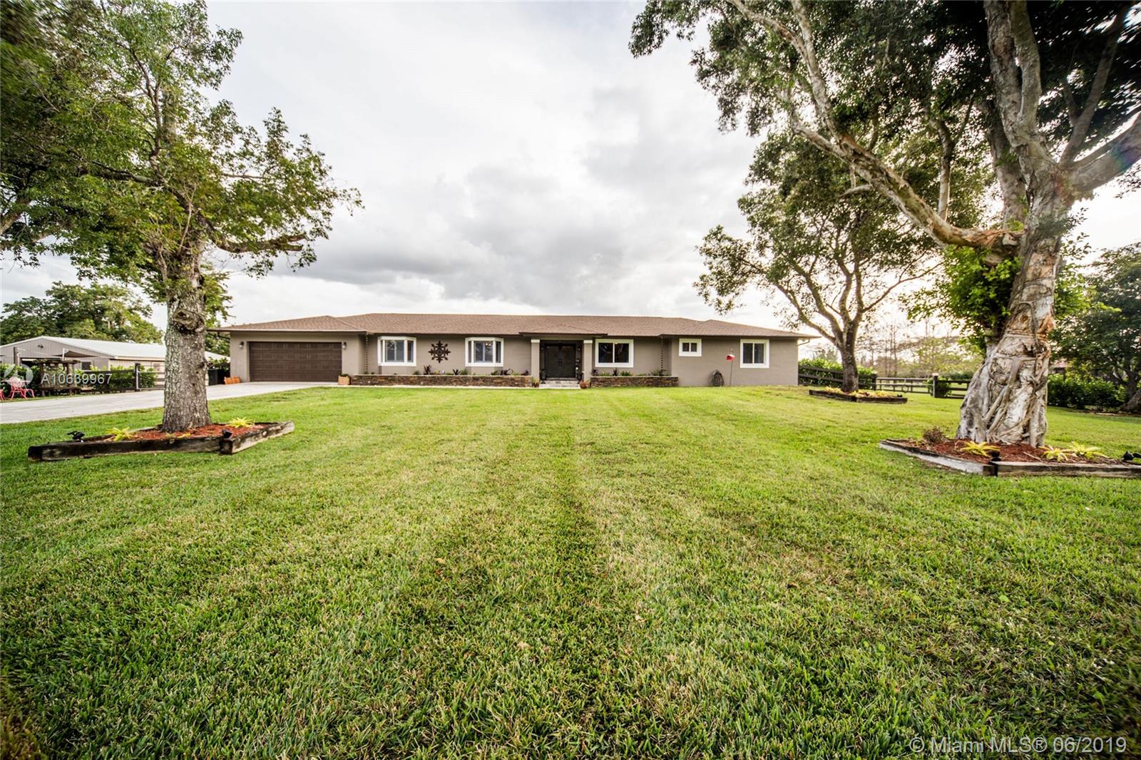 Southwest Ranches, FL 33331,17700 SW 59th Ct