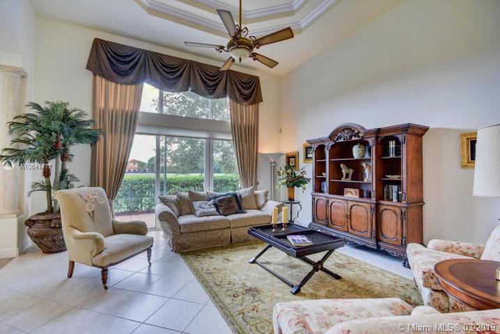 Palm Beach Gardens, FL 33410,526 Les Jardin Drive