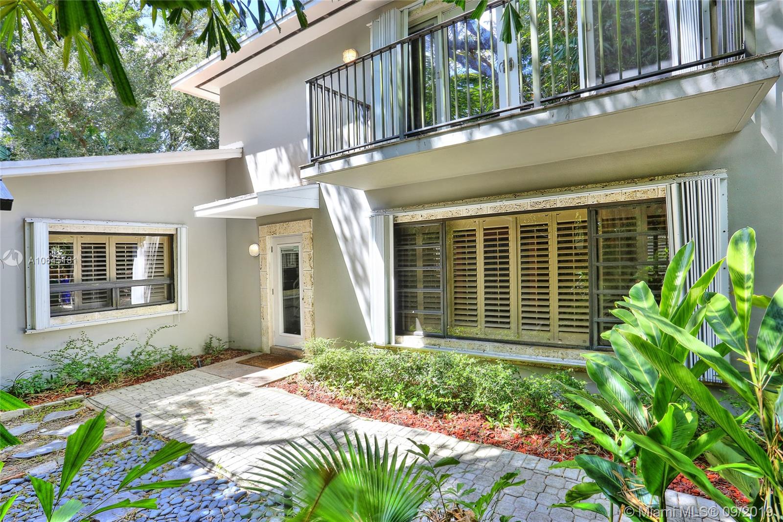 4046 El Prado Blvd, Coconut Grove, FL 33133