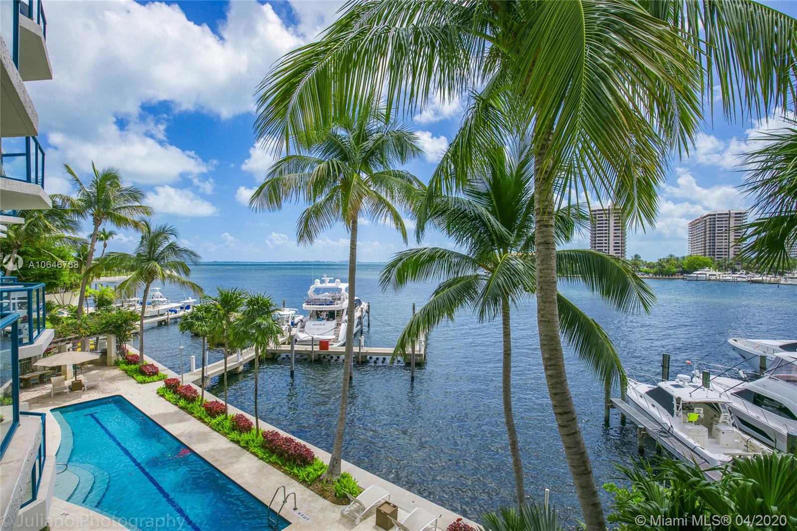 1660 W Glencoe St #202,  Coconut Grove,  FL 33133