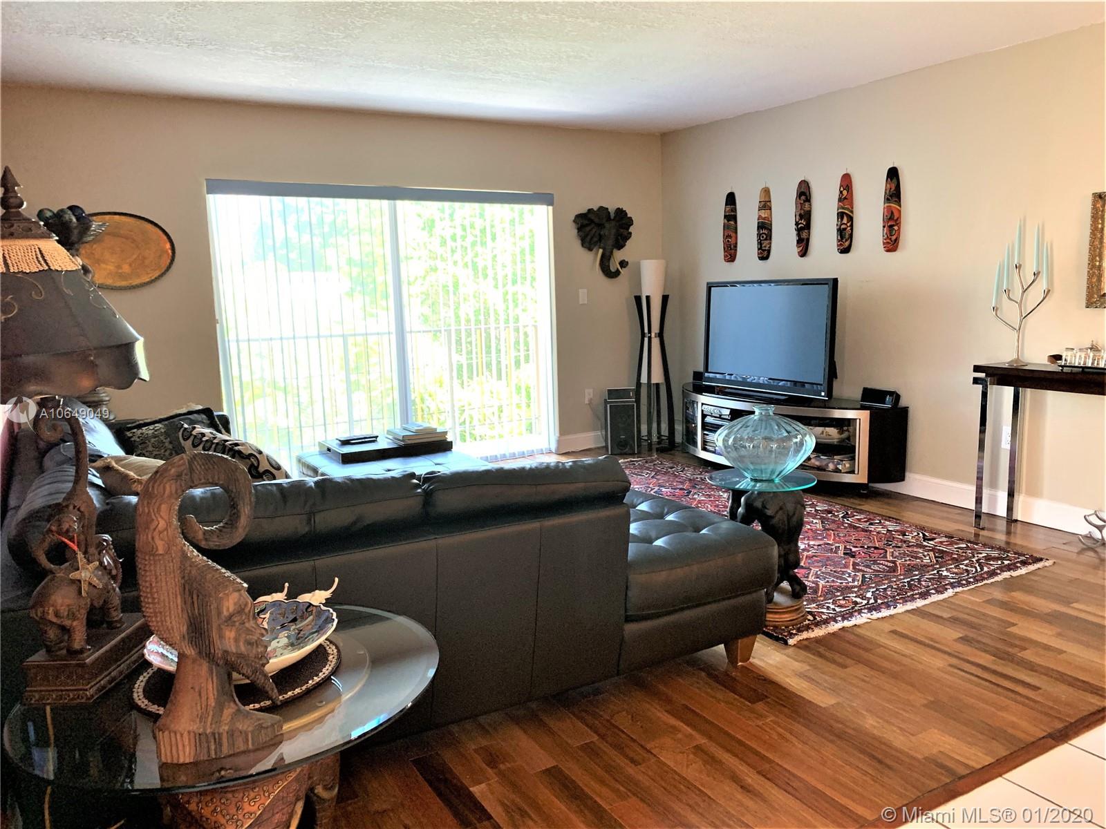 Miami Beach, FL 33139,1235 Pennsylvania Av #3E