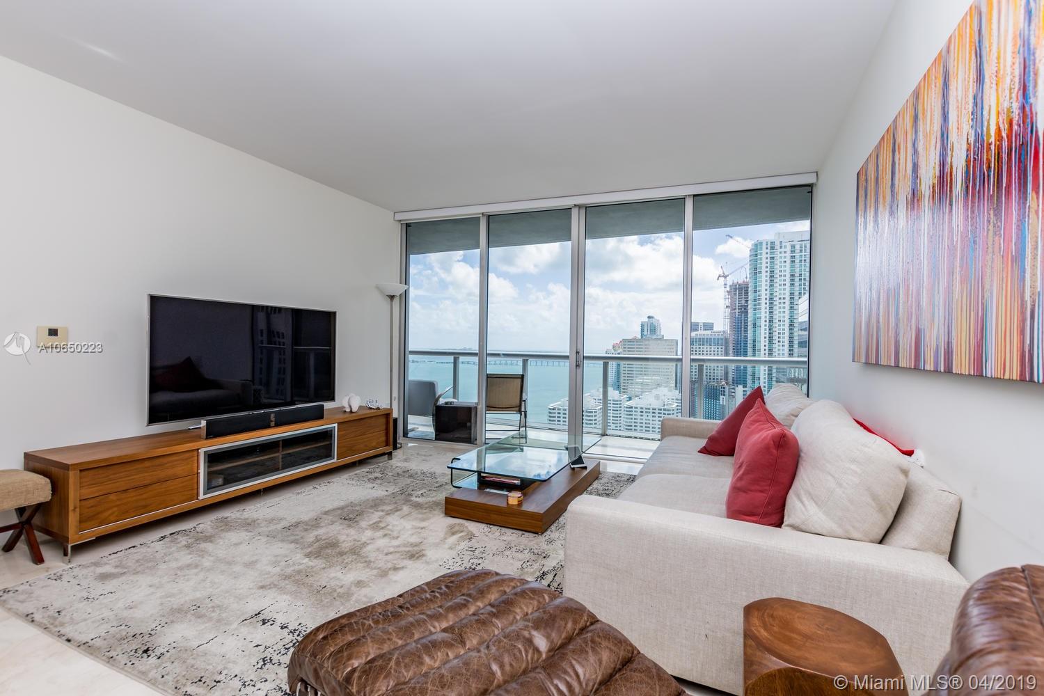 Miami, FL 33131,495 BRICKELL AVE #3211