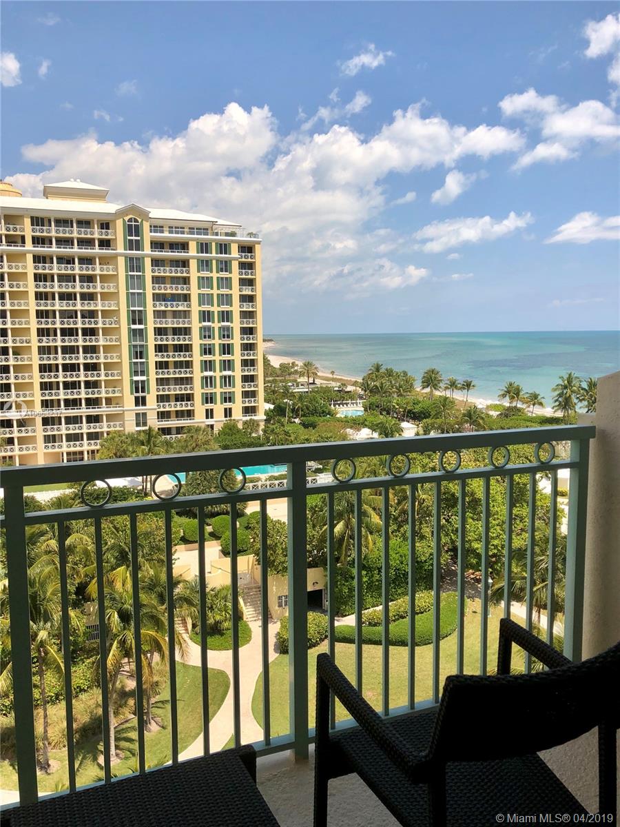 Key Biscayne, FL 33149,455 Grand Bay Dr #711