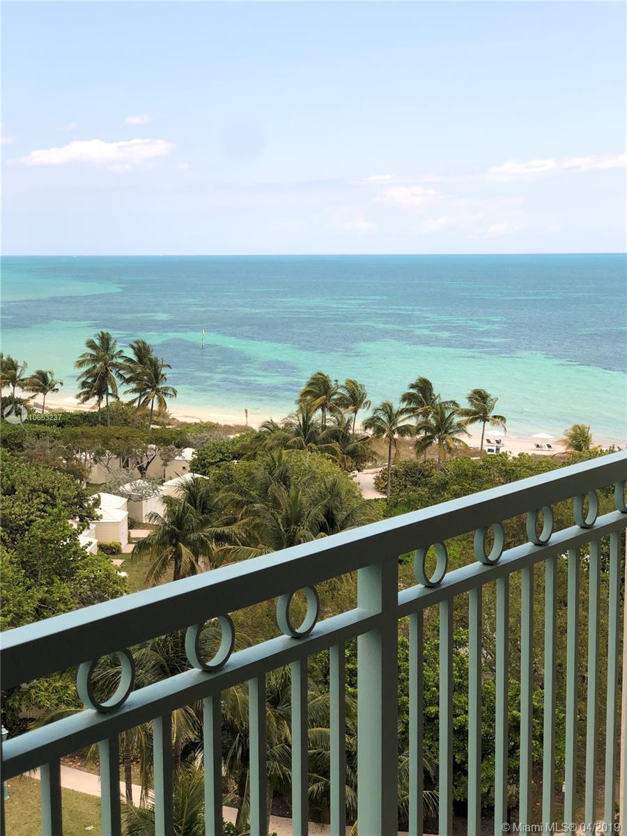 Key Biscayne, FL 33149,455 Grand Bay Dr #711