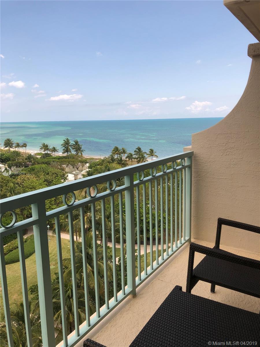 Key Biscayne, FL 33149,455 Grand Bay Dr #711