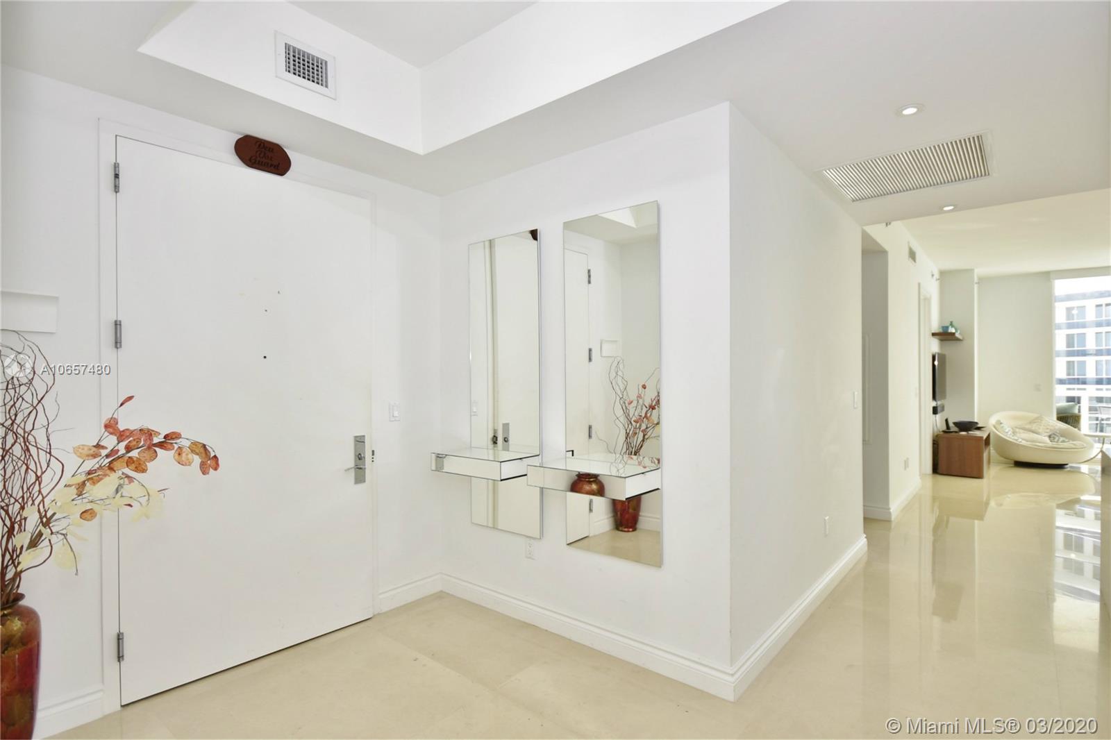 Sunny Isles Beach, FL 33160,15901 Collins Ave #1602