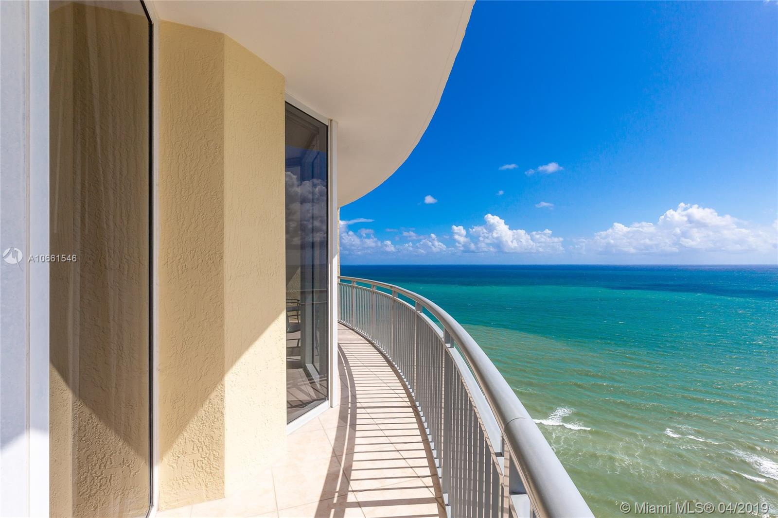 Sunny Isles Beach, FL 33160,17375 Collins Ave #LPH-2702