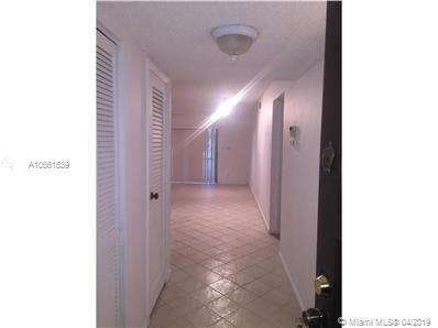 Lauderhill, FL 33319,6061 N Falls Cir Dr #106