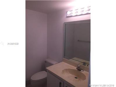 Lauderhill, FL 33319,6061 N Falls Cir Dr #106