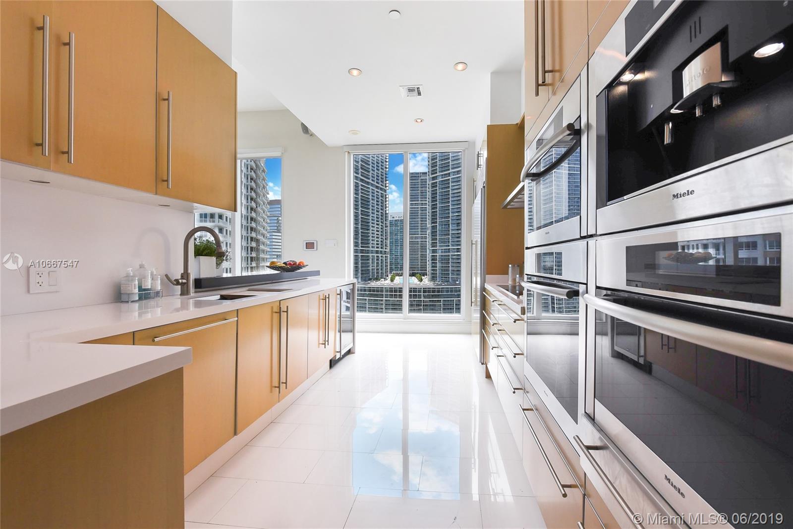 Miami, FL 33131,900 Brickell Key Blvd #1704