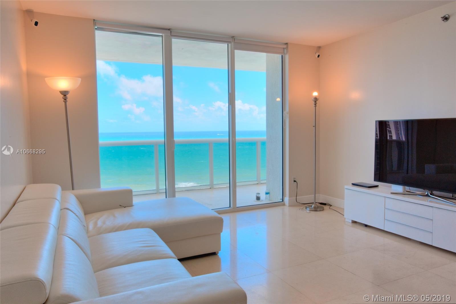 Hallandale, FL 33009,1800 S OCEAN DR #1702