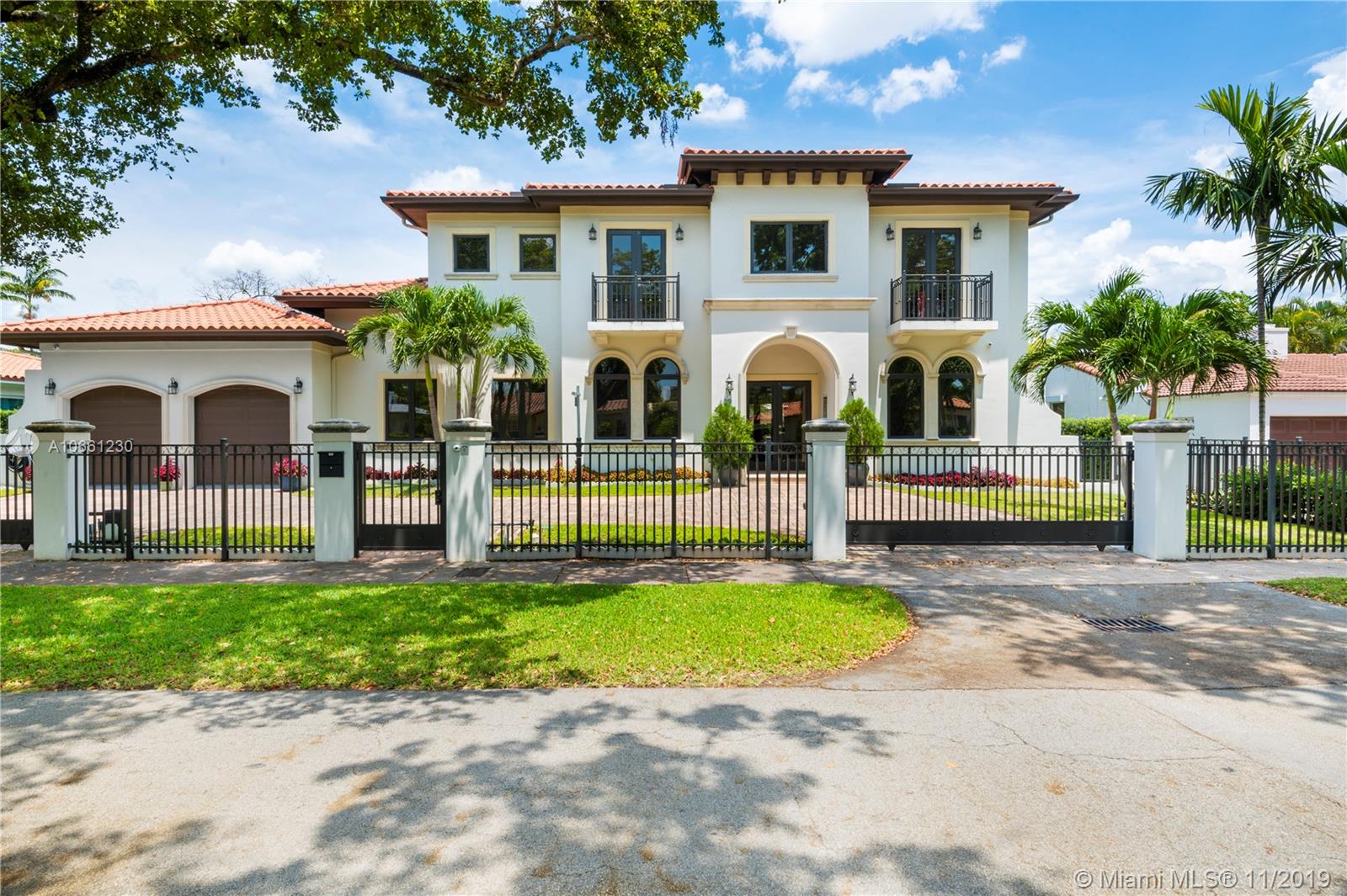 629 Madeira Ave, Coral Gables, FL 33134