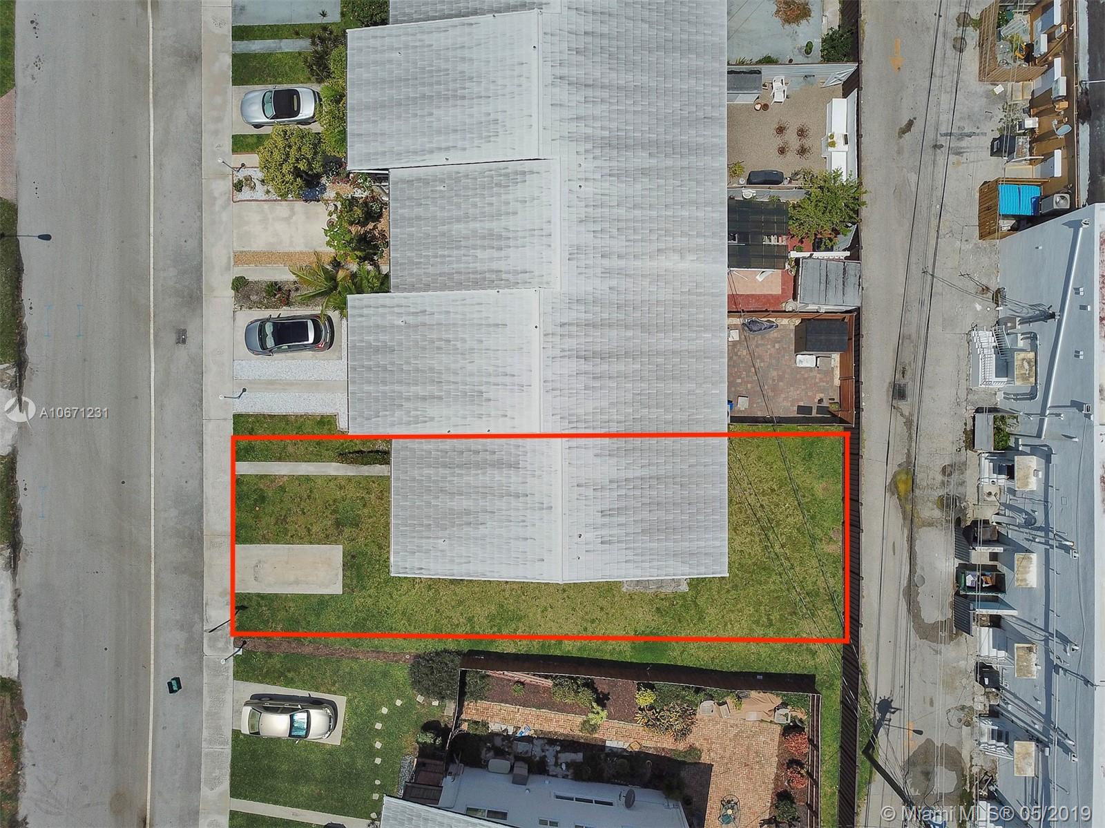 North Miami, FL 33181,2255 NE 122nd St #2255