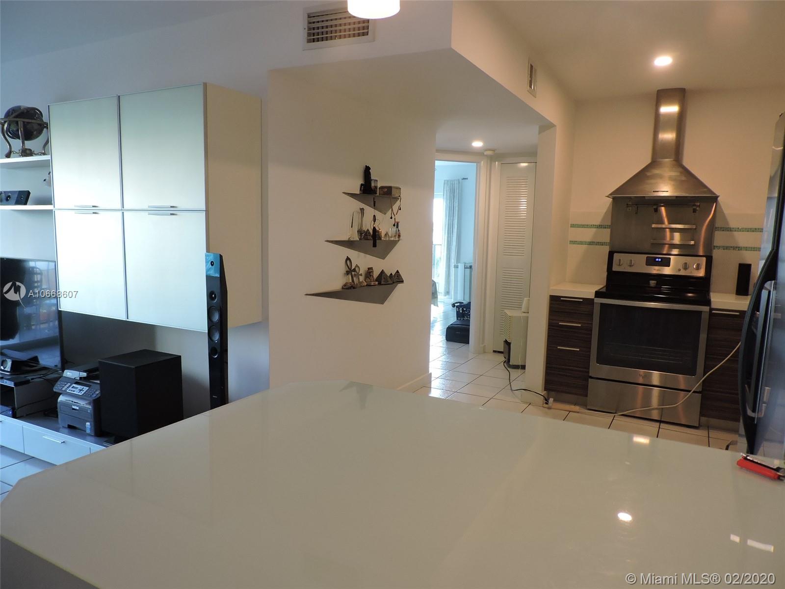 North Miami Beach, FL 33160,3642 NE 171 Street #508