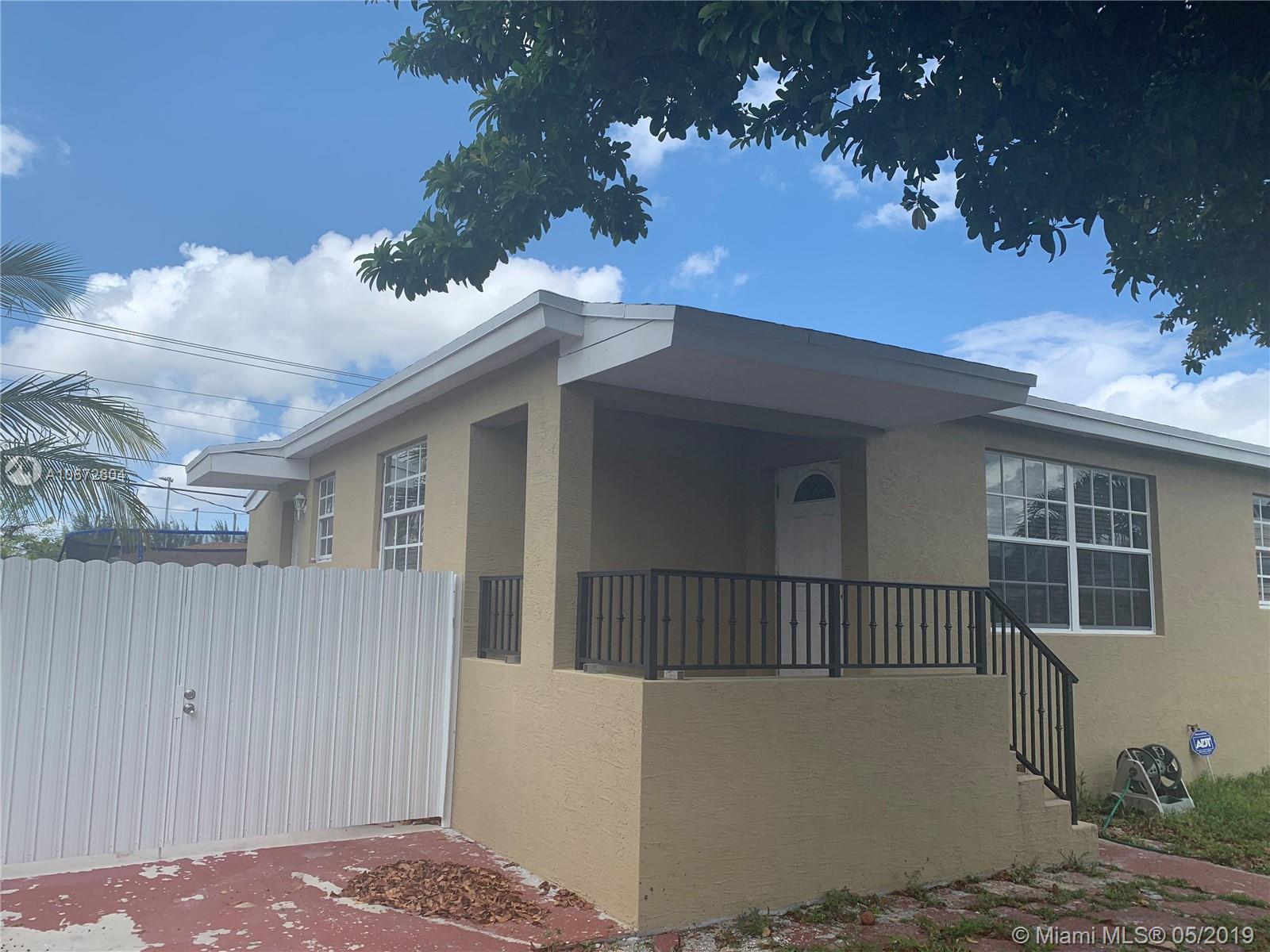 71 W 64th St, Hialeah, FL 33012