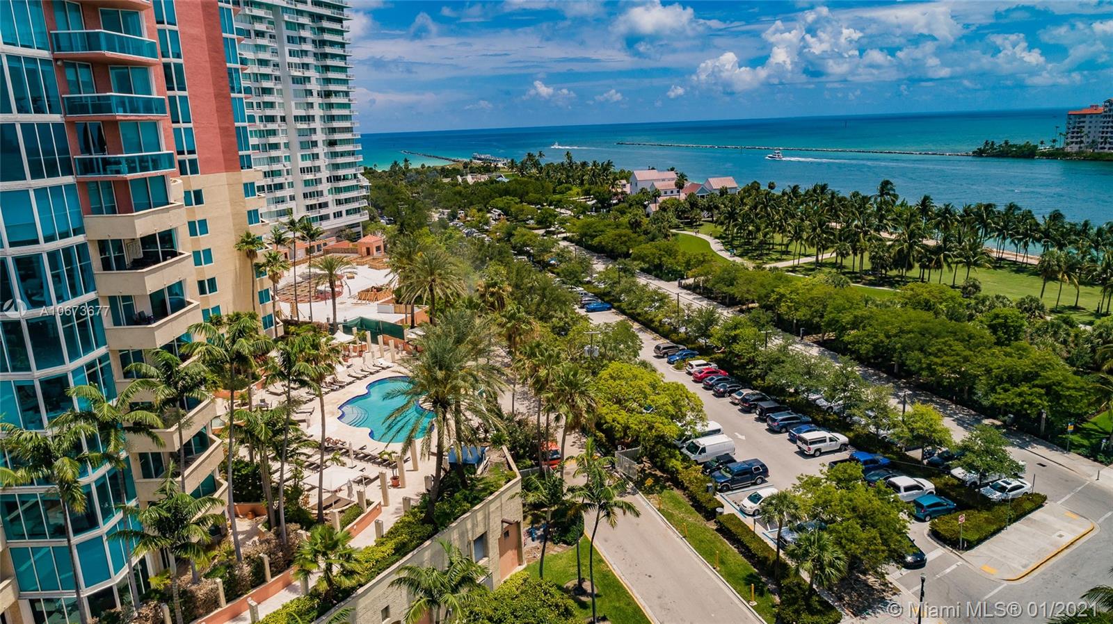 Miami Beach, FL 33139,300 S Pointe Dr #303