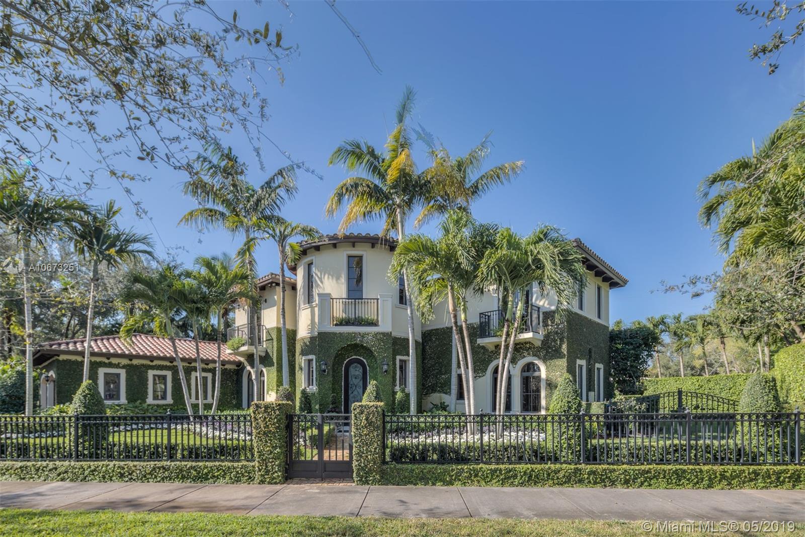 5820 Augusto St, Coral Gables, FL 33146