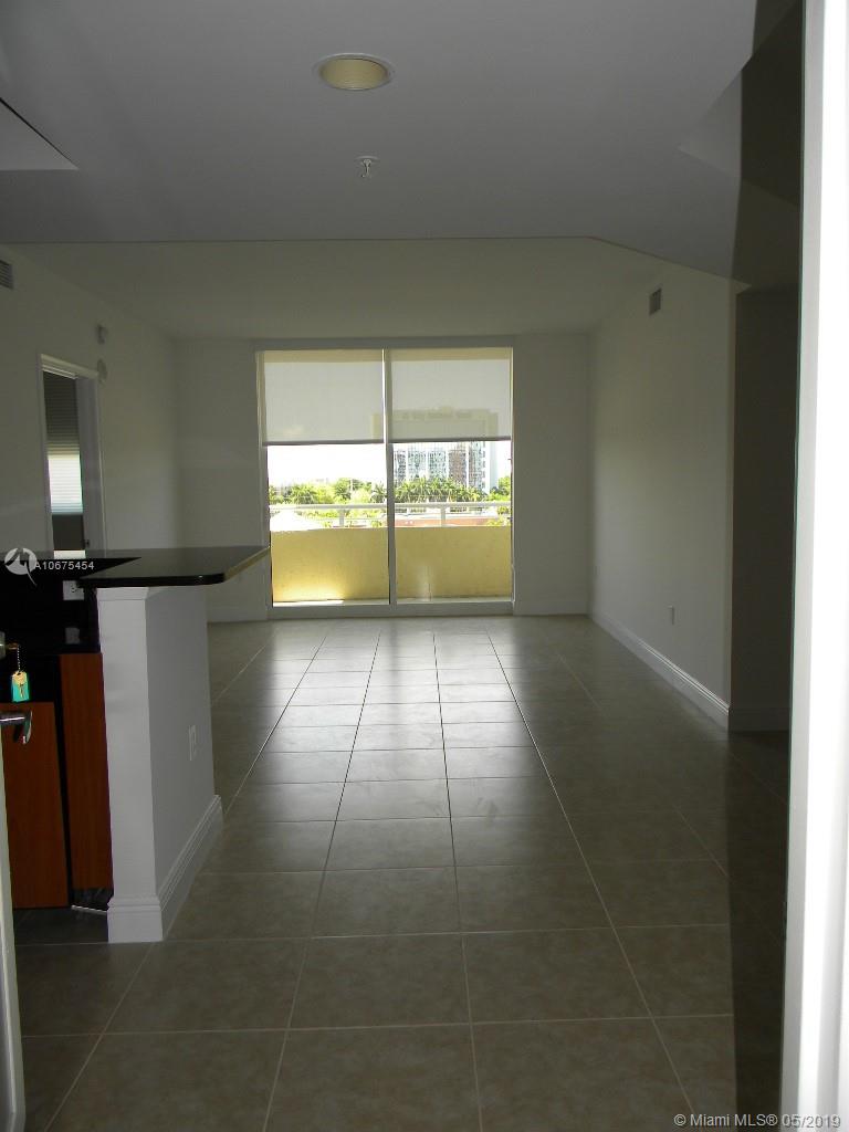 Aventura, FL 33180,18800 NE 29TH AVENUE #602