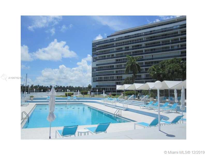 Miami Beach, FL 33141,900 Bay Dr #223