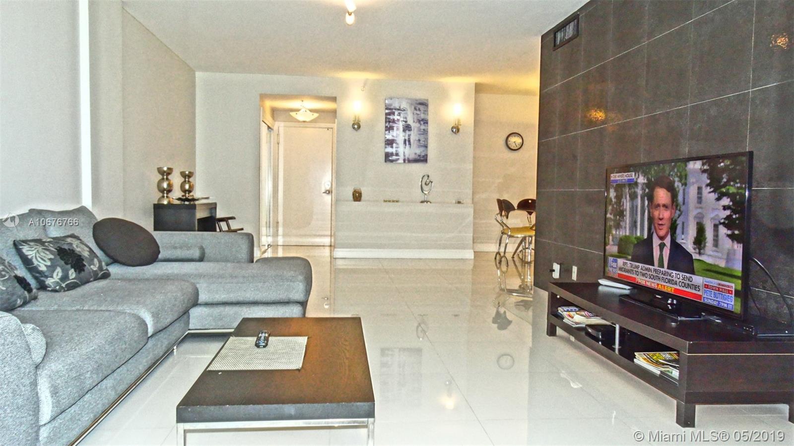 Hollywood, FL 33019,3001 S Ocean Dr #1513