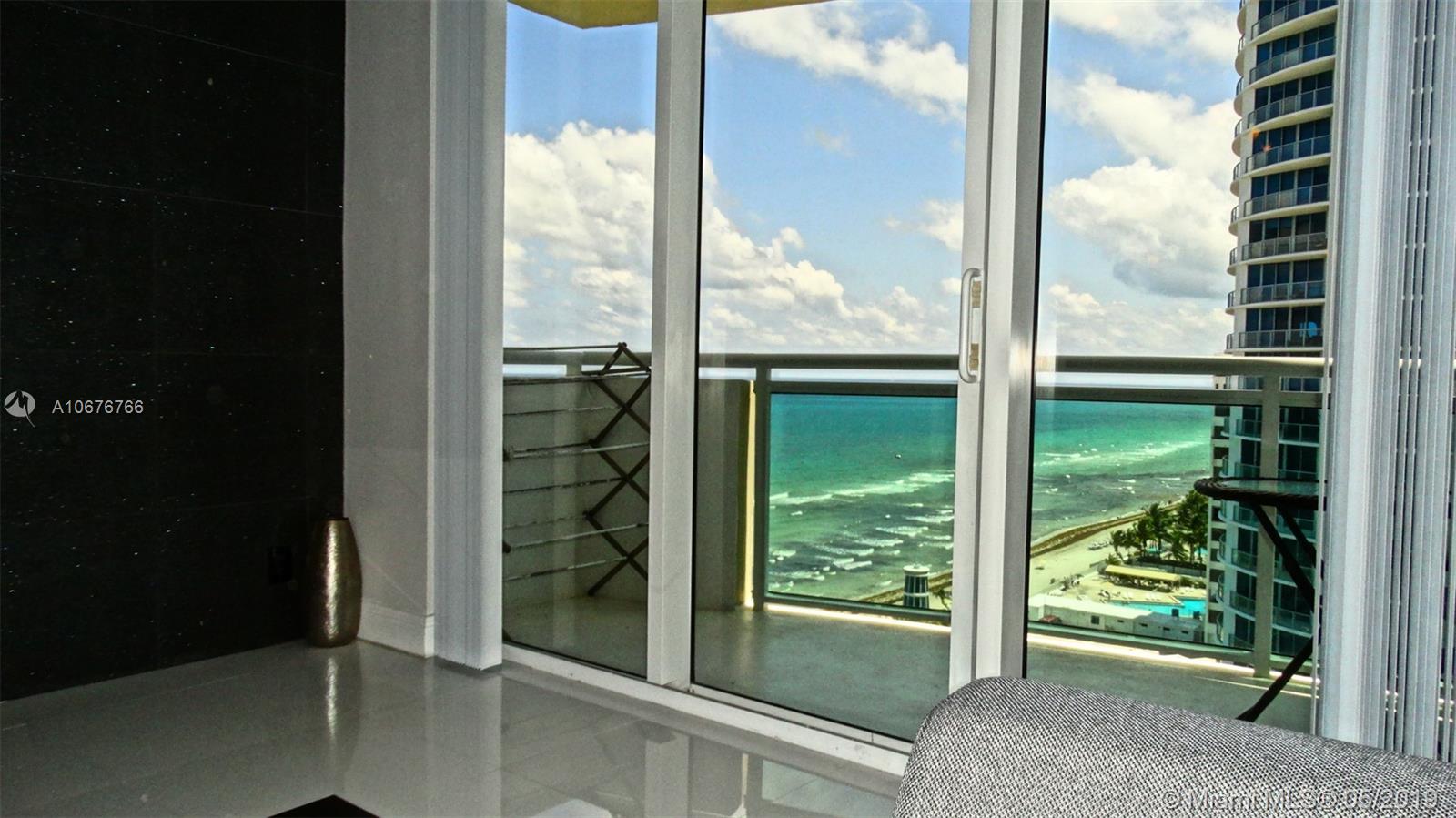 Hollywood, FL 33019,3001 S Ocean Dr #1513