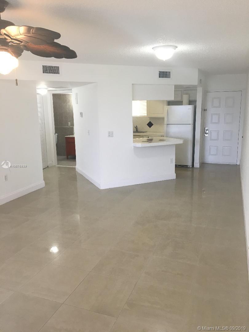 Doral, FL 33166,8205 Lake Dr #402