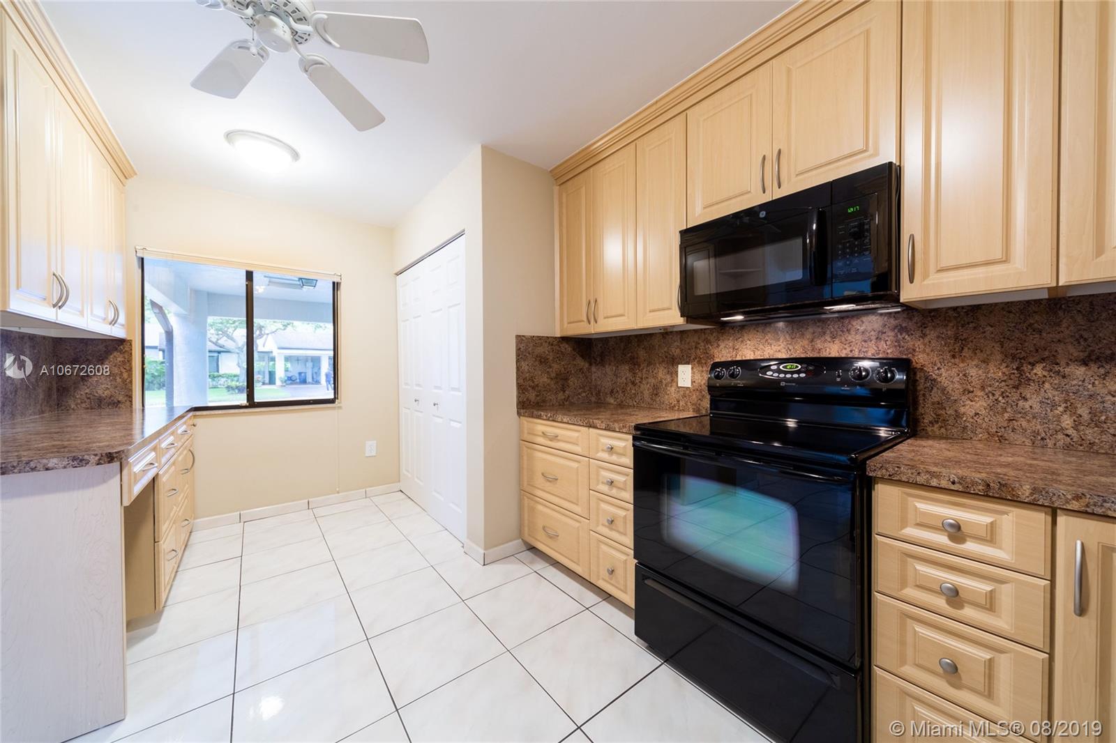 Weston, FL 33326,344 Fairway Cir #37