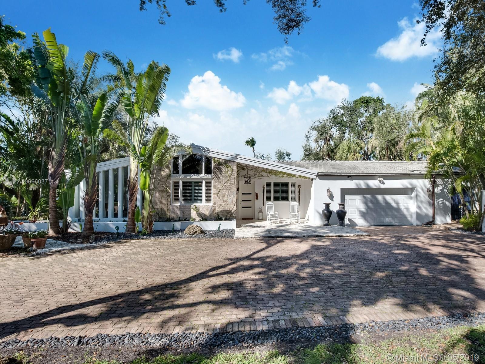 10840 Snapper Creek Rd, Coral Gables, FL 33156