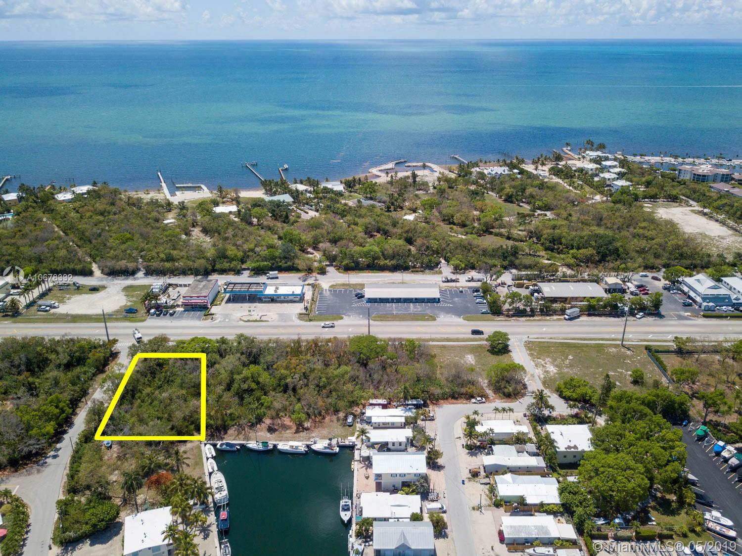 Islamorada, FL 33070,MM 88.64 Overseas Hiwy & Monroe Dr