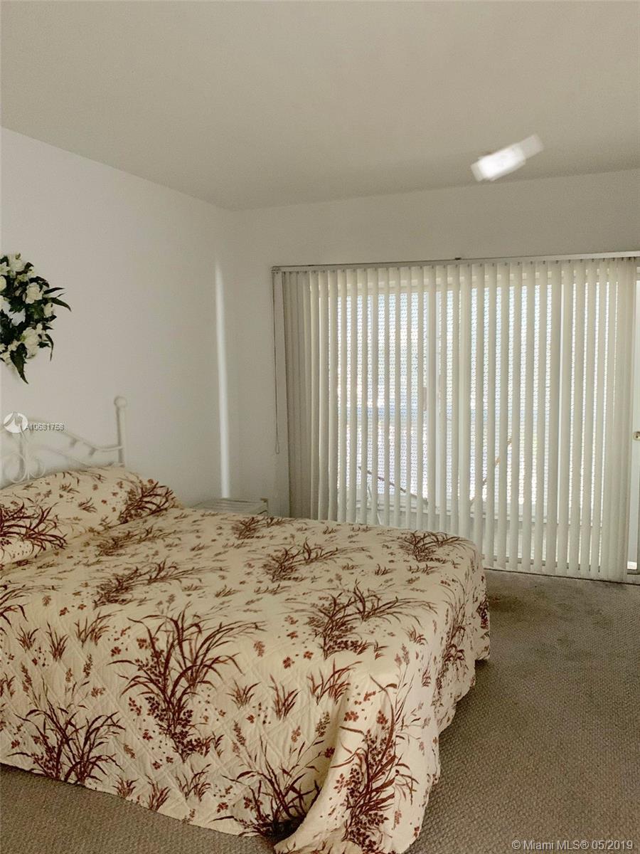 Hallandale Beach, FL 33009,329 SE 3rd St #402S