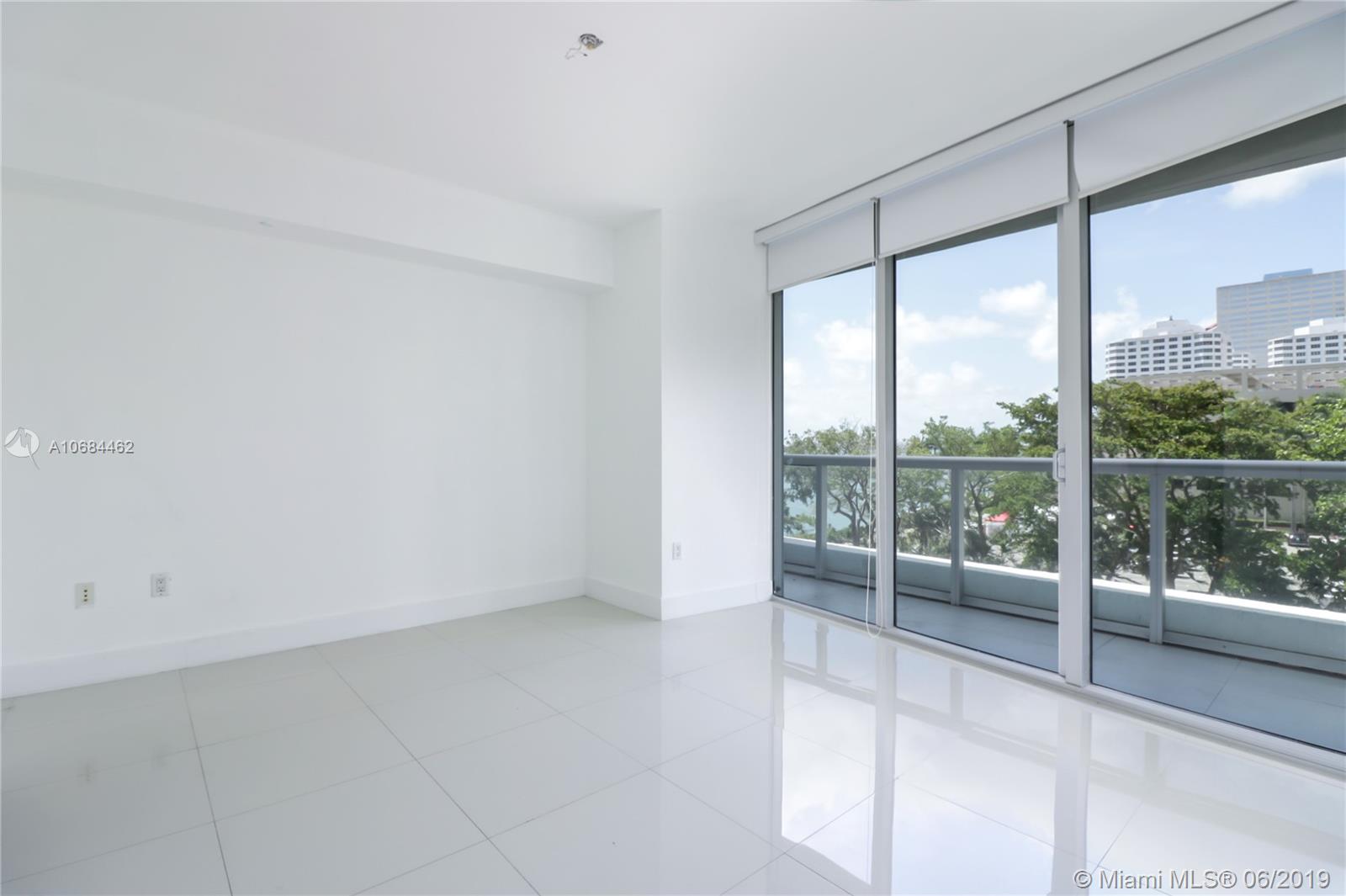 Miami, FL 33131,495 Brickell Ave #403