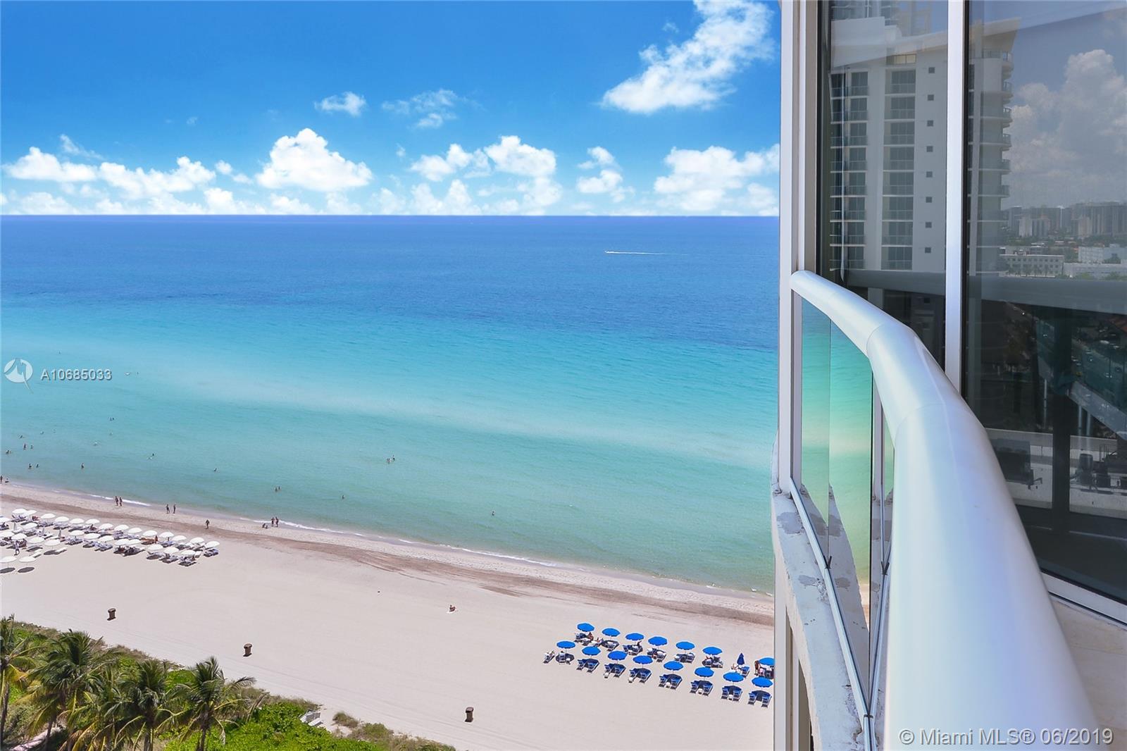 Sunny Isles Beach, FL 33160,17201 Collins Ave #1902