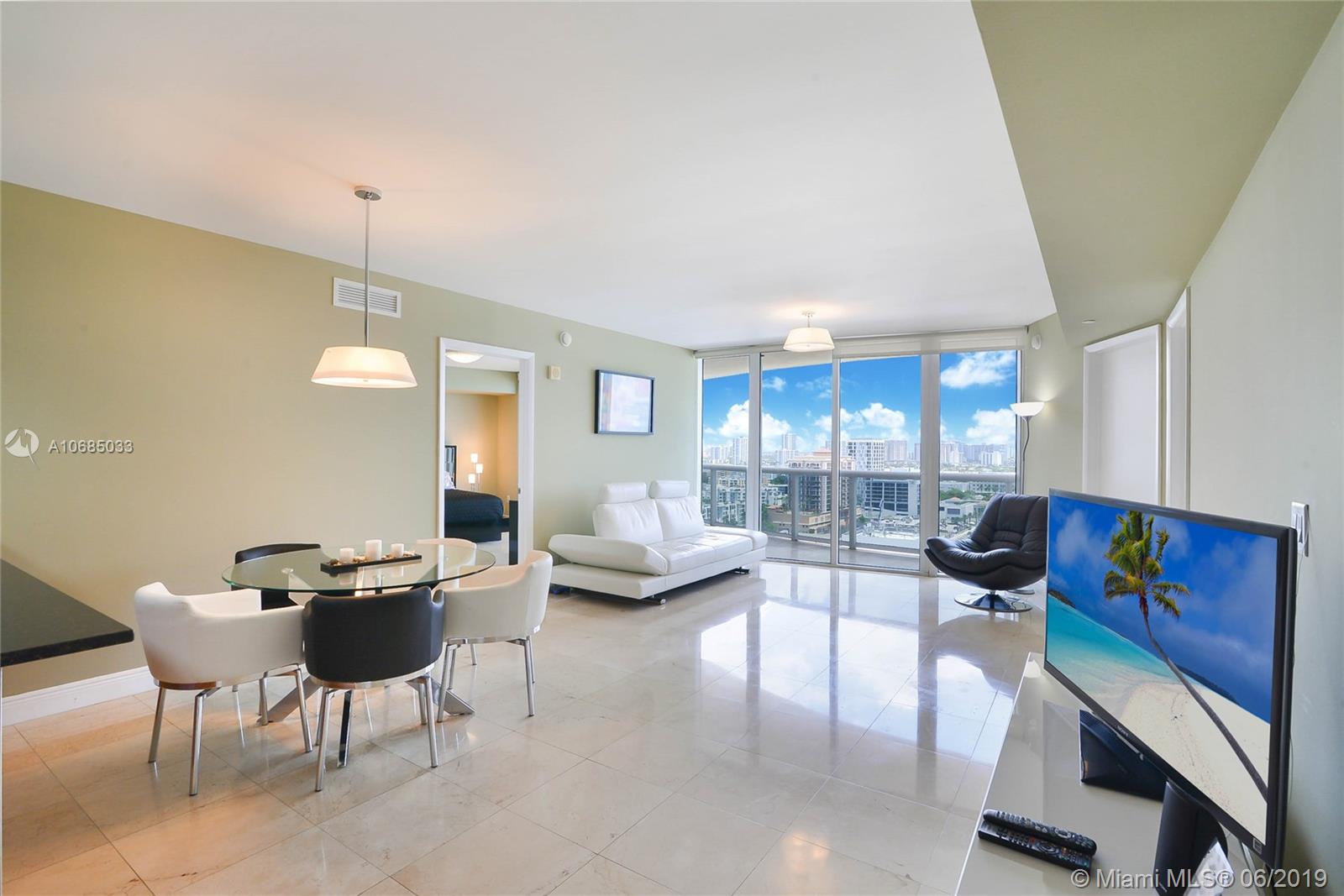 Sunny Isles Beach, FL 33160,17201 Collins Ave #1902