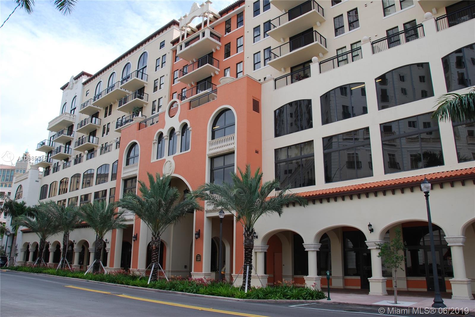 Coral Gables, FL 33134,55 Merrick Way #614