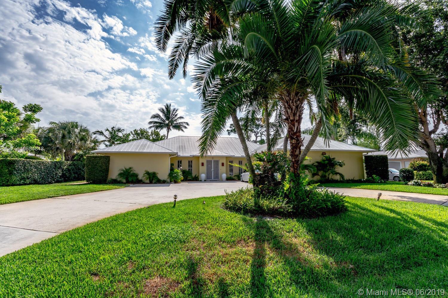 142 River Dr, Tequesta, FL 33469