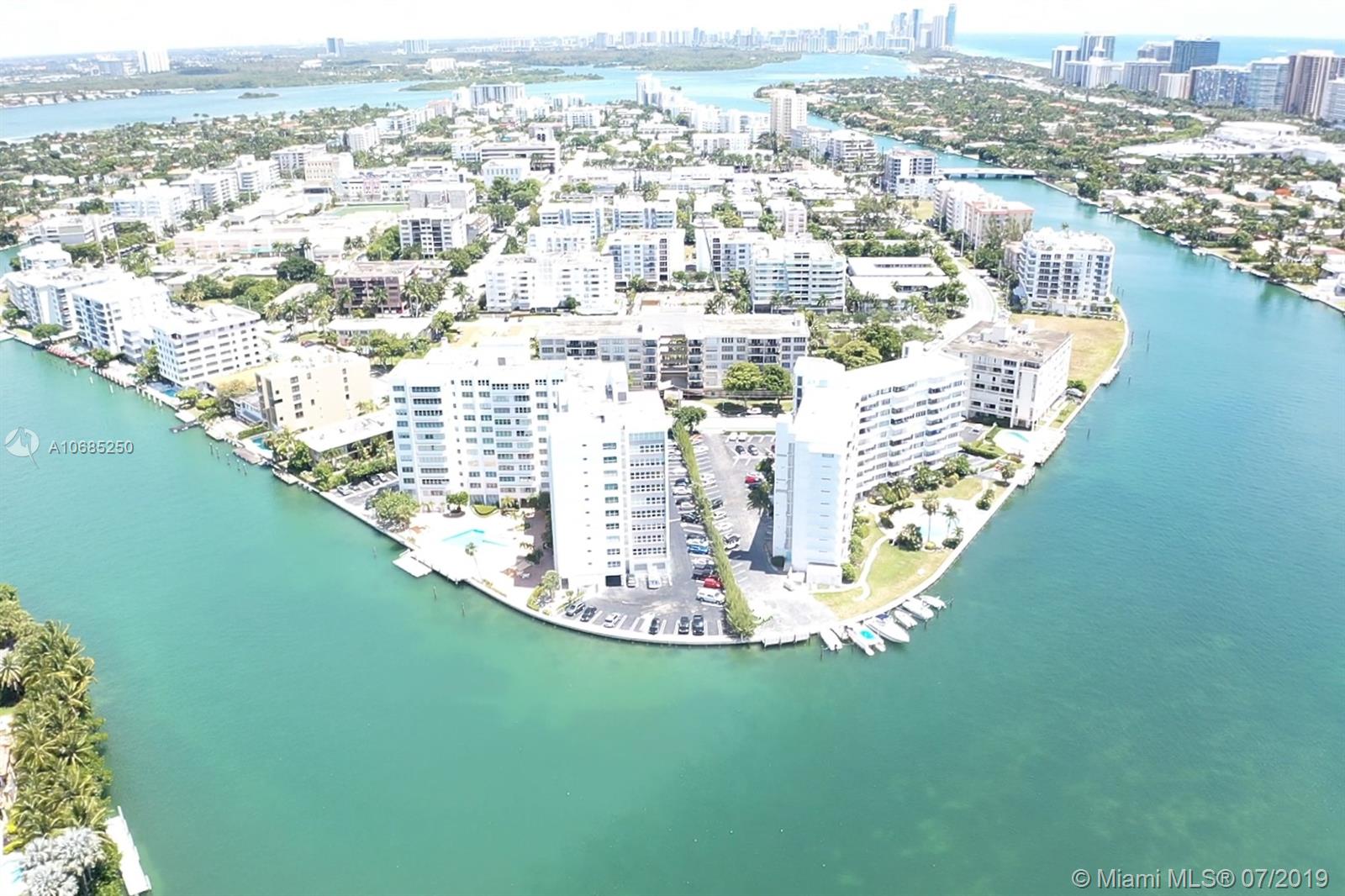 Bay Harbor Islands, FL 33154,9100 W Bay Harbor Dr #7BE