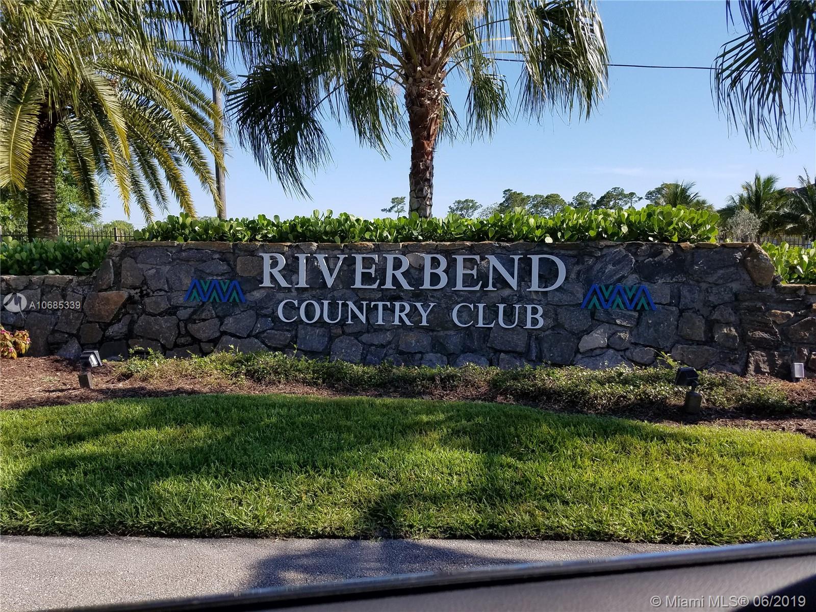 Tequesta, FL 33469,9269 SE Riverfront Ter #D