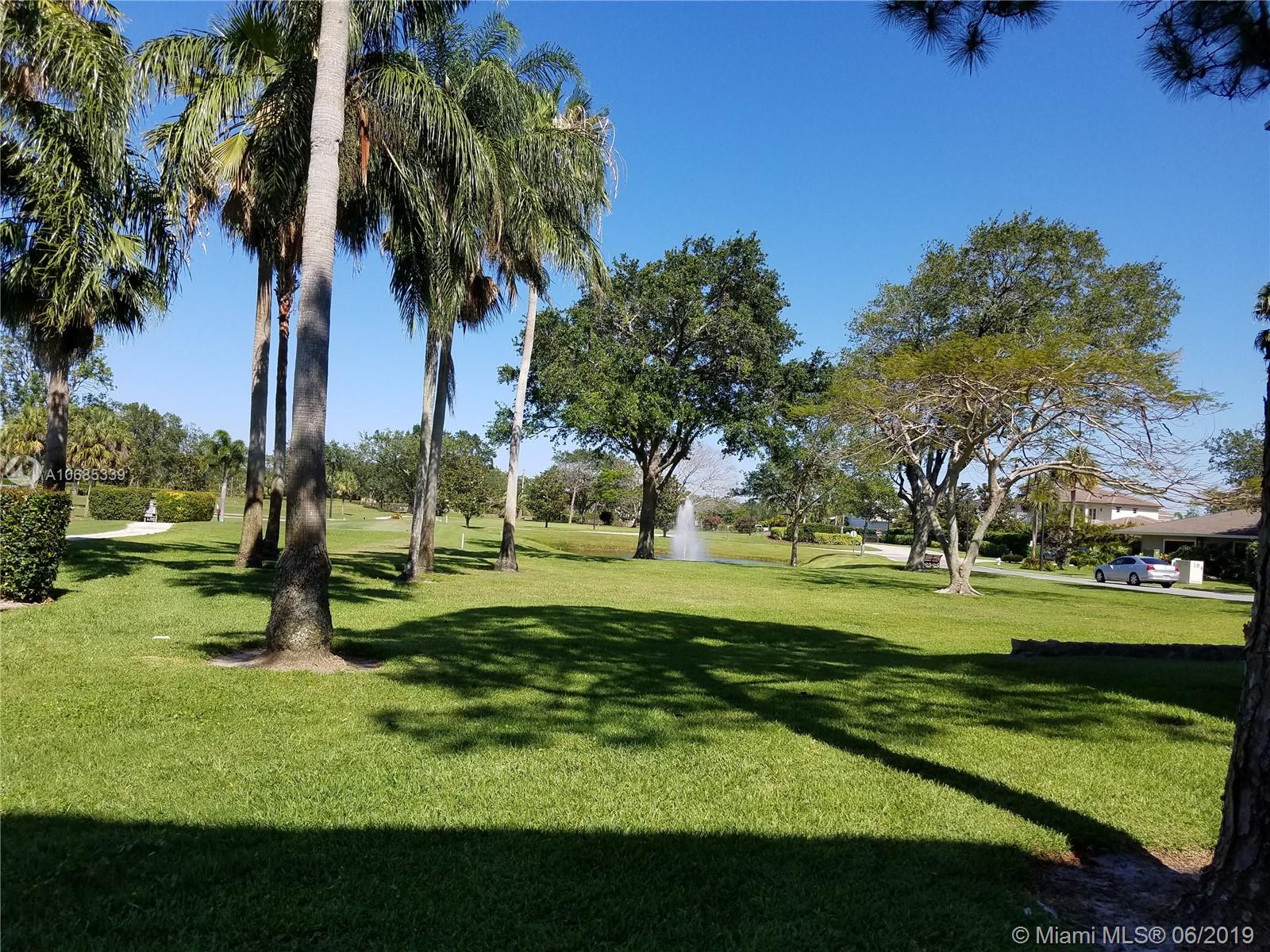 Tequesta, FL 33469,9269 SE Riverfront Ter #D