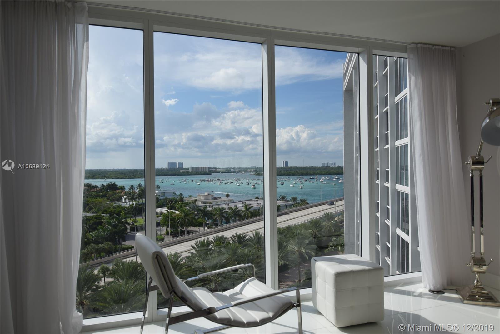 Bal Harbour, FL 33154,10275 Collins Ave #926