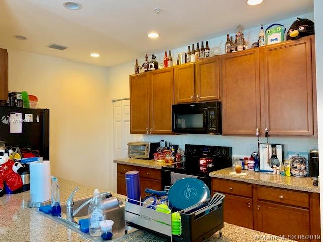 Pembroke Pines, FL 33027,1075 SW 147th Ave #5601