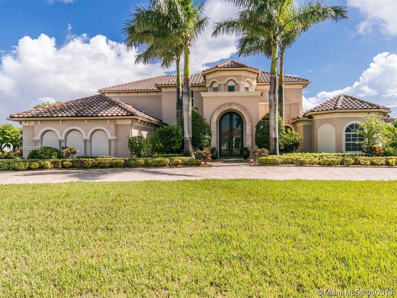 Davie, FL 33330,2810 W Jockey Cir W