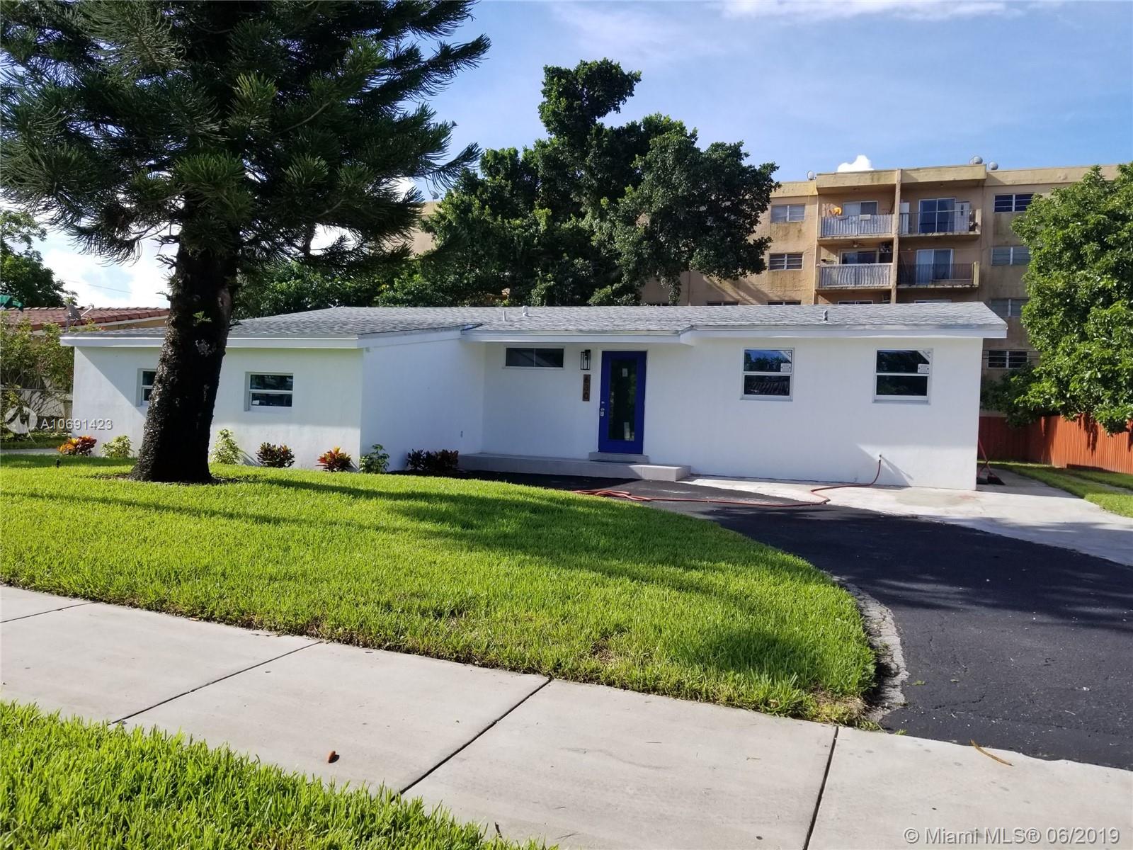 630 W 70th Pl, Hialeah, FL 33014