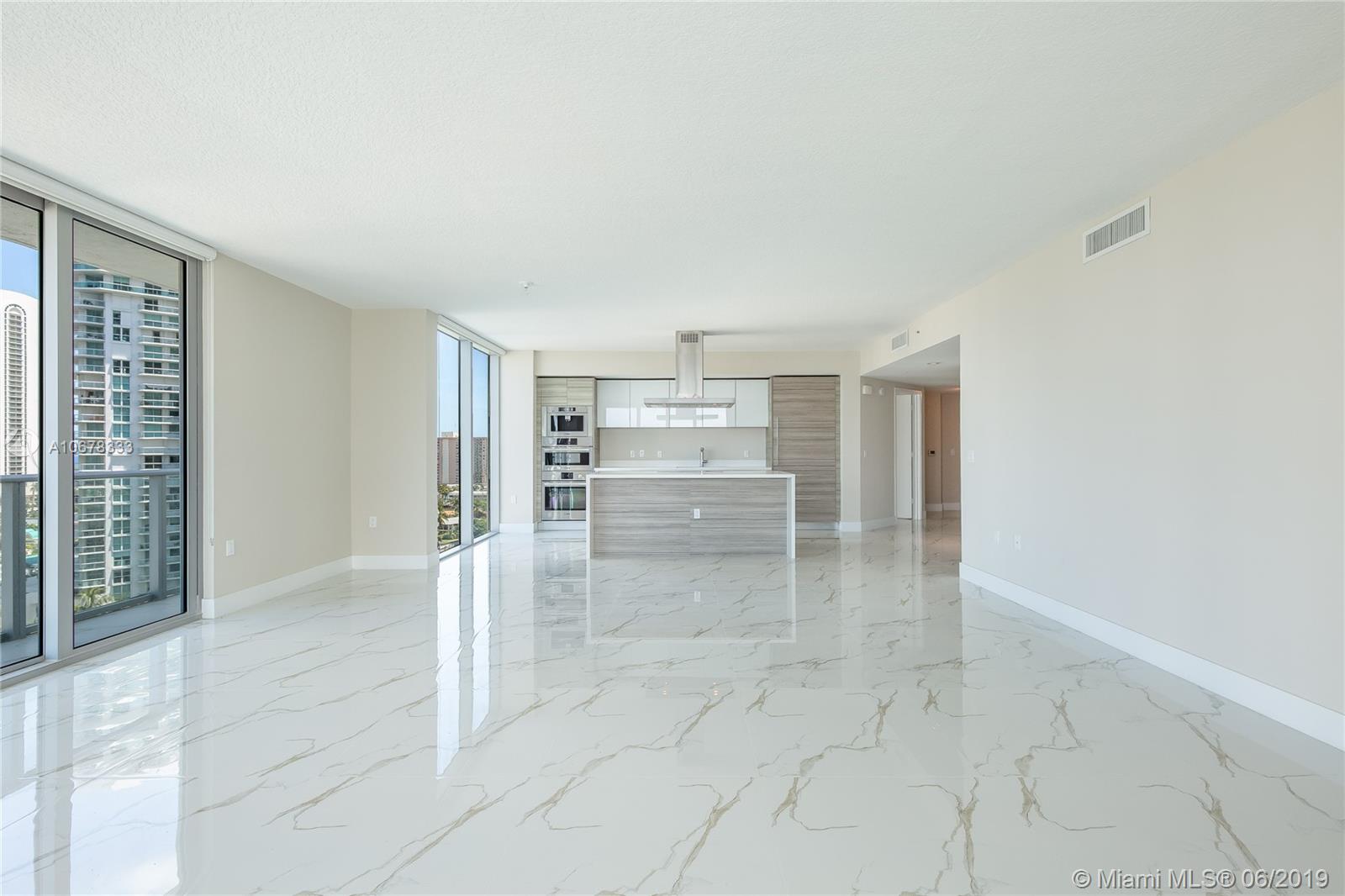 Sunny Isles Beach, FL 33160,330 Sunny Isles Beach #5-1107