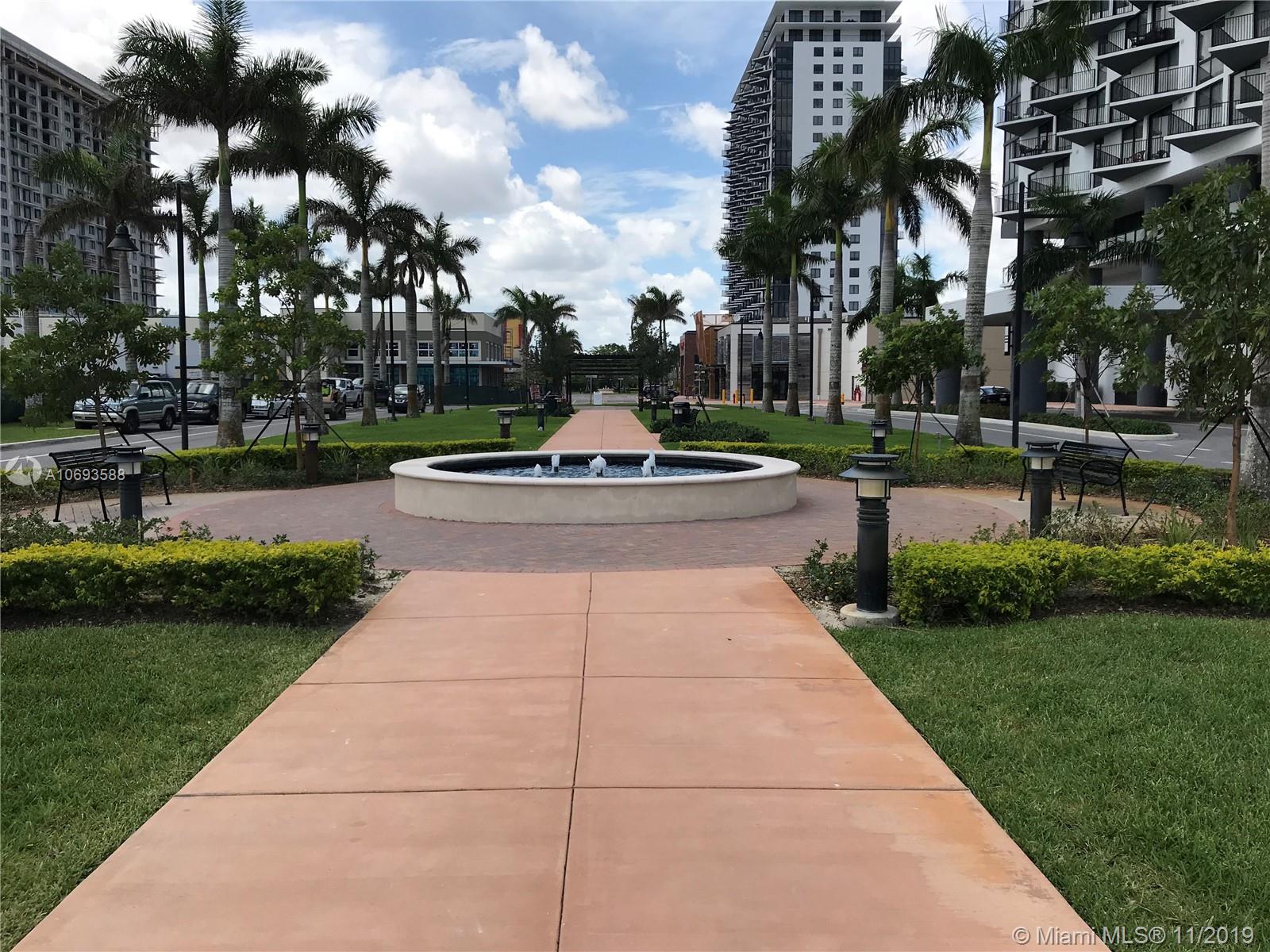 Doral, FL 33166,5300 Paseo Blvd #909