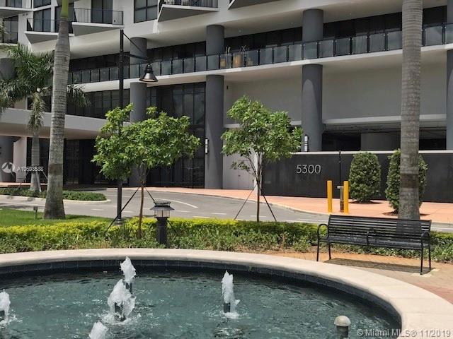 Doral, FL 33166,5300 Paseo Blvd #909