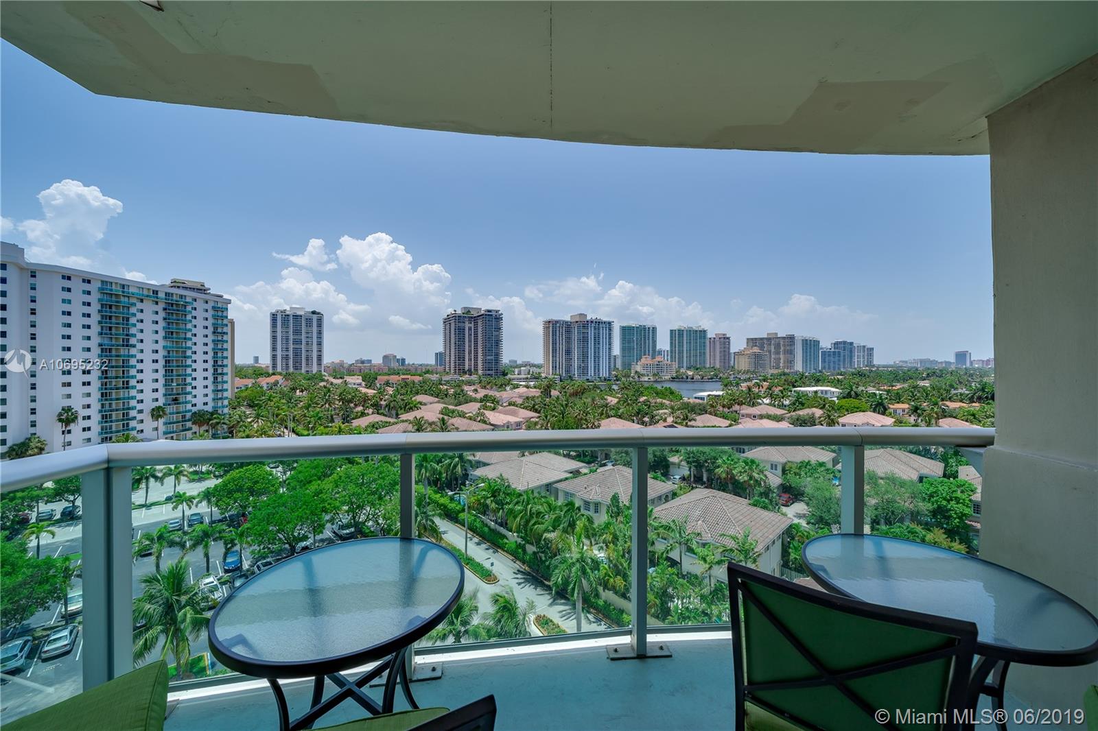 Sunny Isles Beach, FL 33160,19370 Collins Ave. #922